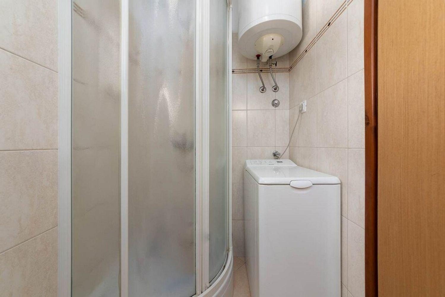 Traumhaftes Nur 250 Meter Zum Mit Meerblick, Pool, Grillbereich, Privatparkplatz *